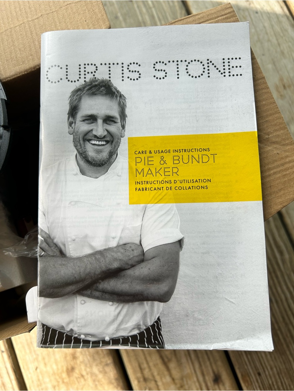 Curtis Stone pie/bunt maker(Black)